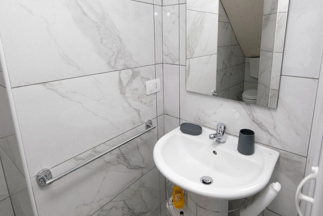 Mg House Apartment Naples Luaran gambar